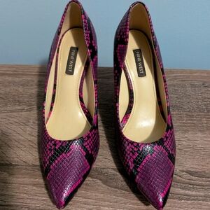 Nine West FLAX3 Pink+Black Snake FauxLeather PointyToe Pumps 7.5M